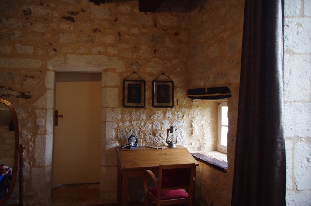 Chateau De Bouniagues Luaran gambar